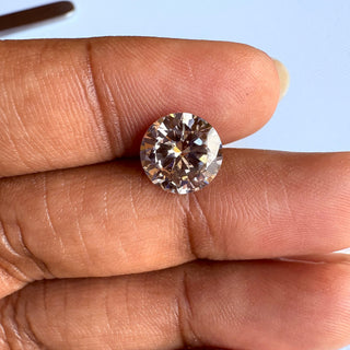 Diamond Shapes & Cuts: A Jewelry Designer's Guide to Choosing the Right Stone