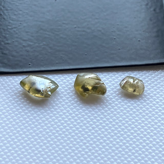 Set Of 3 Piece/2.35CTW Raw Diamond Loose For Rings Necklace Jewelry, 5.4mm to 8.2mm Clear Yellow Smooth Rough Earth Mined Diamonds, DDS781/3