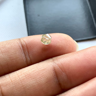 1 Piece 0.68CTW/4.5x4.2mm Natural Clear White Raw Rough Conflict Free Earth Mined Octahedron Crystal Diamond Loose, DDS790/2