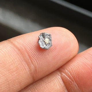 OOAK 0.37CTW/5.6x4.5mm Rare Natural Two Tone Earth Mined Raw Rough Black Yellow Diamond Loose, Natural Black Rough Diamond, DDS788/3