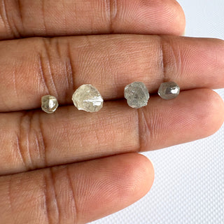 Natural Light Grey White Clear Rough Raw Conflict Free Earth Mined Diamond For Jewelry, 4mm To 6.5mm Clear Rough Diamond Loose, DDS824
