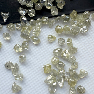 5 Pieces 2.5mm to 4.5mm Raw Rough Clear Smooth Yellow White Diamond Crystals, Earth Mined Natural Luster Diamonds for Jewelry, DDS827