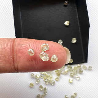 5 Pieces 2.5mm to 4.5mm Raw Rough Clear Smooth Yellow White Diamond Crystals, Earth Mined Natural Luster Diamonds for Jewelry, DDS827