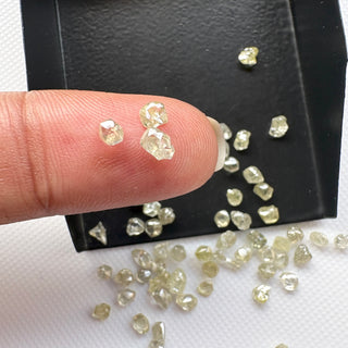 5 Pieces 2.5mm to 4.5mm Raw Rough Clear Smooth Yellow White Diamond Crystals, Earth Mined Natural Luster Diamonds for Jewelry, DDS827