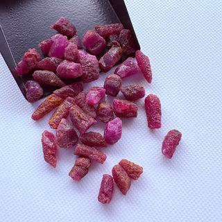 10 Pieces Natural African Ruby Raw & Rough Gemstone, 7mm to 10mm Earth Mined Red Ruby For Jewellery Making, Ruby Loose Gemstone, GDS314