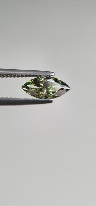 IGI Certified 1.01CTW Green Marquise Shaped Lab-Grown Diamond – VVS2 Clarity Stunning for Engagement Rings Rare &