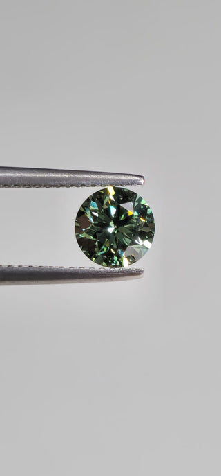 IGI Certified 1.21 CTW Stunning Green Round Brilliant Cut Lab-Grown Diamond - SI1 Clarity Ready to Ship Perfect Gift