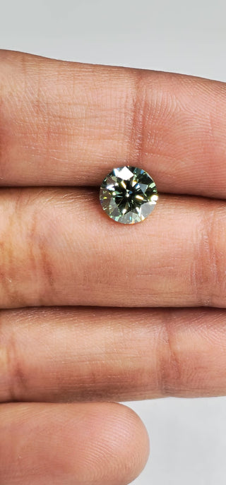 IGI Certified 1.21 CTW Stunning Green Round Brilliant Cut Lab-Grown Diamond - SI1 Clarity Ready to Ship Perfect Gift