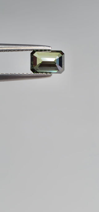 IGI Certified 1.10CTW Green Emerald-Shaped Lab-Grown Diamond (VS1 Clarity) – Loose Stone for Engagement Rings Ready