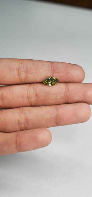 IGI Certified 1.10CTW Green Marquise-Shaped Lab-Grown Diamond 10.06mm VS1 Clarity Loose Stone for Engagement Rings