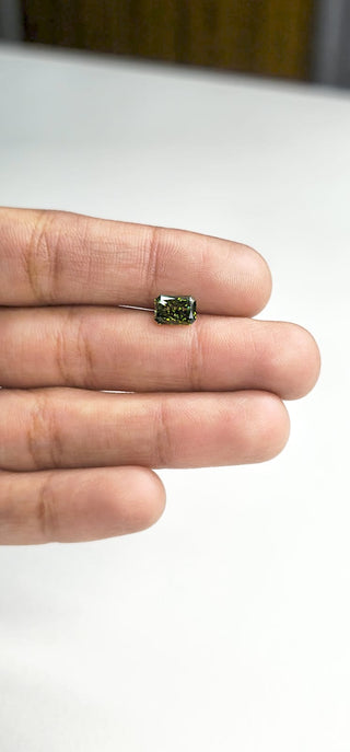 IGI Certified 1.00CTW Green VS1 Radiant Cut Lab-Grown Diamond – Perfect for Engagement Rings Ready to Ship Stunning