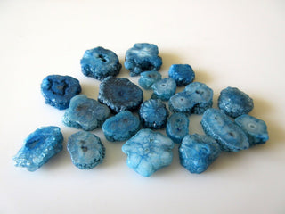 20 Pieces Tiny 7mm To 14mm Each Blue Color Solar Quartz Stalactite Gem Stones Loose Cabochons GFJ