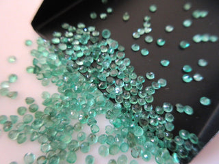 100 Pieces 2mm To 3mm Natural Emerald Faceted Round Shaped Flat Back Loose Cabochons SKU-RCL13