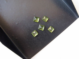 20 Pieces 4x4mm Each Peridot Faceted Princess Cut Loose Gemstones BB132