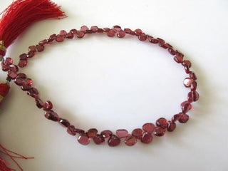 Natural Smooth Garnet Heart Shaped Briolette Beads, 10 Inches Of Tiny 4mm To 6mm AAA Garnet Beads, Gds762