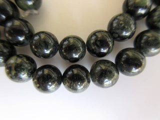 Green Agate Large Hole Gemstone beads, 8mm Green Agate Smooth Round Mala Beads, Drill Size 1mm, 15 Inch Strand, GDS582