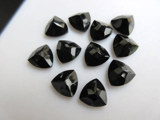 10 Pieces 10x10x5mm Each Black Onyx Faceted Trillion Shaped Loose Gemstones GDS866