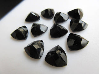 10 Pieces 10x10x5mm Each Black Onyx Faceted Trillion Shaped Loose Gemstones GDS866