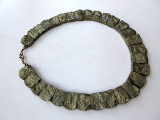 Natural Raw Pyrite Gold Layout Necklace, Bib Necklace, Cleopatra Necklace, Graduated Collar Necklace, 16x14mm To 21x14mm, 18 Inch, GDS979