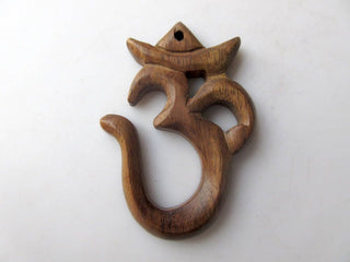5 or 50 Pieces Wooden Hand Carved Om Pendant Necklace Charms Aum Pendant Religious Meditation Wooden Mantra Pendant GDS1043/22