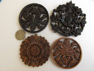 2 Pieces Hand Carved Wooden Flower Pendant, Handmade Jharokha Pendant, Wood Art And Craft Framing Supplies Jewelry, GDS1046/6