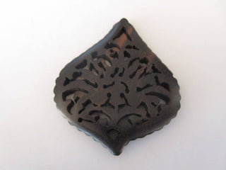 5 or 50 Pieces Hand Carved Ebony Wood Flower Pendant Handmade Flower Pattern Pendant Necklace Wood Art And Craft Supplies Jewelry GDS1046/15
