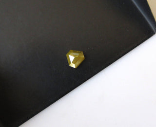 OOAK 0.55CTW/5.2mm Shield Shaped Yellow Diamond Rose Cut Loose Cabochon, Faceted Rose Cut Diamond For Ring, DDS518/6