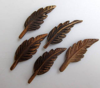 4 Pieces Mango Wood Hand Carved Feather Pendant, Wooden Feather Bead Pendant Charms, Wooden Pendant And Necklace, GDS1043/5