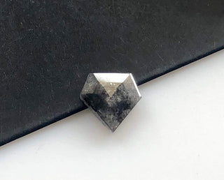 7mm/0.90CTW Grey Black Fancy Shield Shaped Salt And Pepper Rose Cut Diamond Loose Cabochon, Faceted Diamond Rose Cut For Ring, DDS545/21
