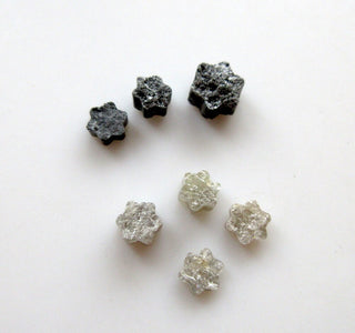 White Black Color Raw Rough Laser Cut Flower Shaped Loose Diamond , 5mm/7mm Natural Diamond Loose For Jewelry, DDS577