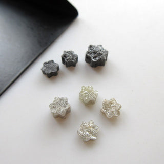 White Black Color Raw Rough Laser Cut Flower Shaped Loose Diamond , 5mm/7mm Natural Diamond Loose For Jewelry, DDS577