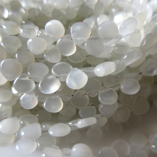 Natural White Grey Moonstone Heart Shaped Beads, Smooth Moonstone Heart Briolette Beads Loose, 6mm Moonstone Beads, 9 Inches, GDS1280