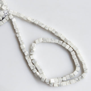 Natural White Howlite Smooth Box Beads, 5mm To 5.5mm Howlite Plain Box Beads, Howlite Gemstone beads, 17 Inch Strand, GDS1347