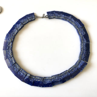 Natural Raw Lapis Lazuli Layout Necklace, Bib Necklace, Cleopatra Necklace, Graduated Collar Necklace For Women, 14" 21mm To 22mm, GDS1913