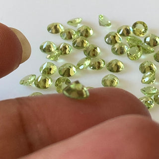 20 Pieces Tiny Calibrated Peridot Faceted Round Gemstones Loose. Wholesale 2.5mm/3.5mm/4.5mm Melee Size Natural Peridot, GDS1936