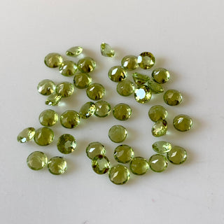 20 Pieces Tiny Calibrated Peridot Faceted Round Gemstones Loose. Wholesale 2.5mm/3.5mm/4.5mm Melee Size Natural Peridot, GDS1936