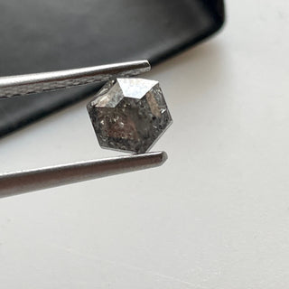 0.81CTW/6.1mm Clear Grey/Black Hexagon Shaped Salt and Pepper Faceted Rose Cut Diamond Loose Flat Back Cabochon, DDS685/16