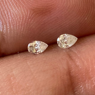 2 Pieces Tiny 3x2mm Clear White GH Color SI1 Quality Full Cut Pear Diamond, Clear White Natural Melee Pear Double Cut Accent Diamond, DDS717