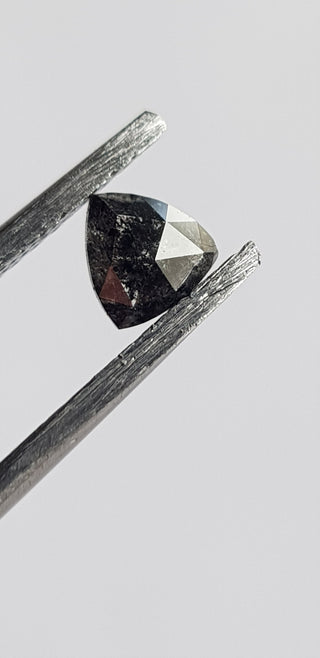 4.7mm/0.37CTW Clear Black Salt And Pepper Trillion Shaped Rose Cut Loose Diamond, Faceted Rose Cut Loose Diamond For Ring, DDS739/34