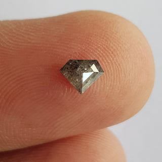 4.5mm/0.46CTW Clear Black Salt And Pepper Shield Shaped Rose Cut Diamond Loose Cabochon, Faceted Rose Cut Loose Diamond For Ring, DDS750/17