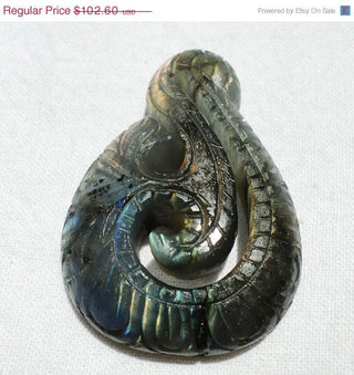Hand Carved Labradorite, Filigree Findings, Labradorite Jewelry , Focal Pendant, Hand Crafted, Stone Carving, 32x45