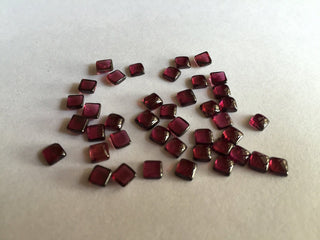 25 Pieces 4x4mm Each Garnet Princess Shaped Smooth Loose Cabochons SKU-G13