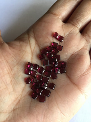 25 Pieces 4x4mm Each Garnet Princess Shaped Smooth Loose Cabochons SKU-G13