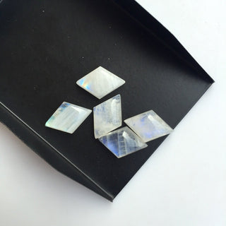 4 Pieces 15x11mm AAA Rainbow Moonstone Smooth Kite Shaped Loose Gemstones SKU-MS41